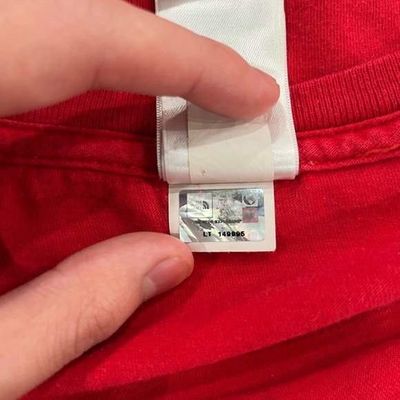 The North Face T-Shirt - Picture 4 of 5